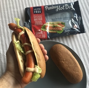 bezlepkový hotdog